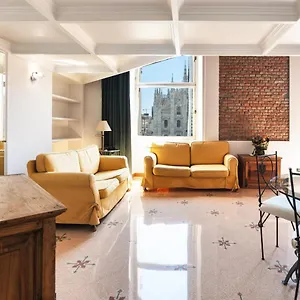  Appartamento Duomo Cathedral View - Luxury